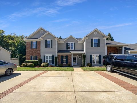 Photo of 9065 Cinnabay Drive, Charlotte, NC 28216 (MLS # 4310012)