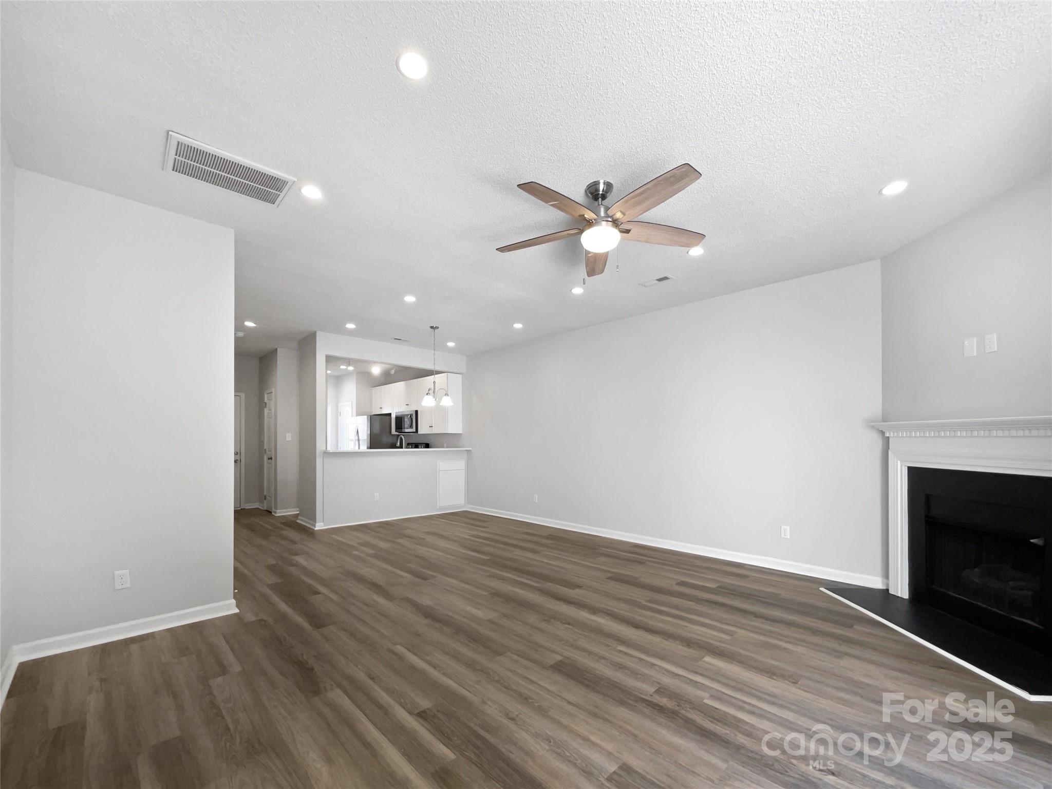 Towne Meadows - Residential