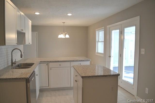 Hickory Hills - Residential