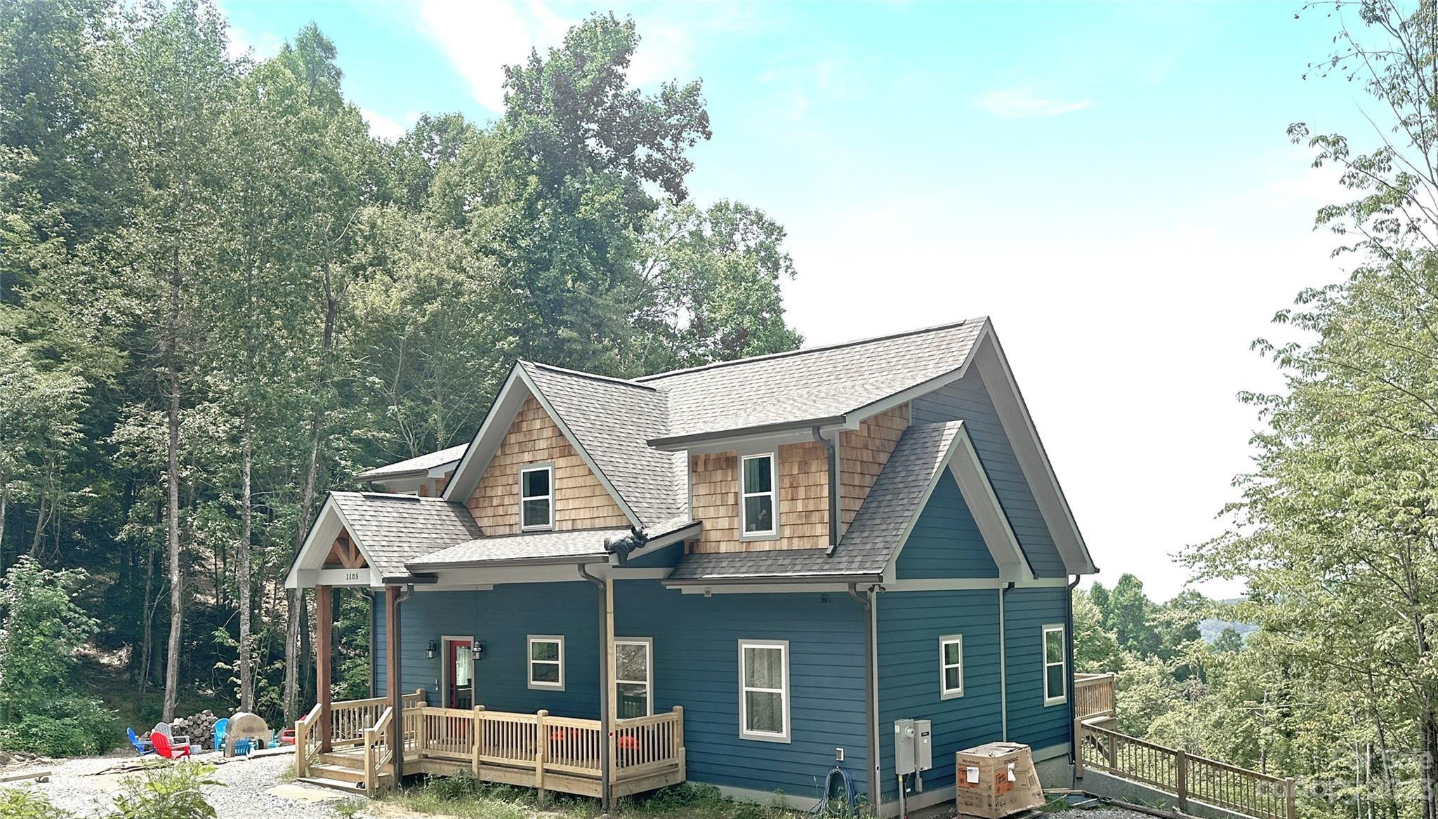 1105 Falls View Drive 40