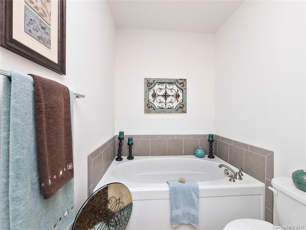 Seven Oaks - Residential