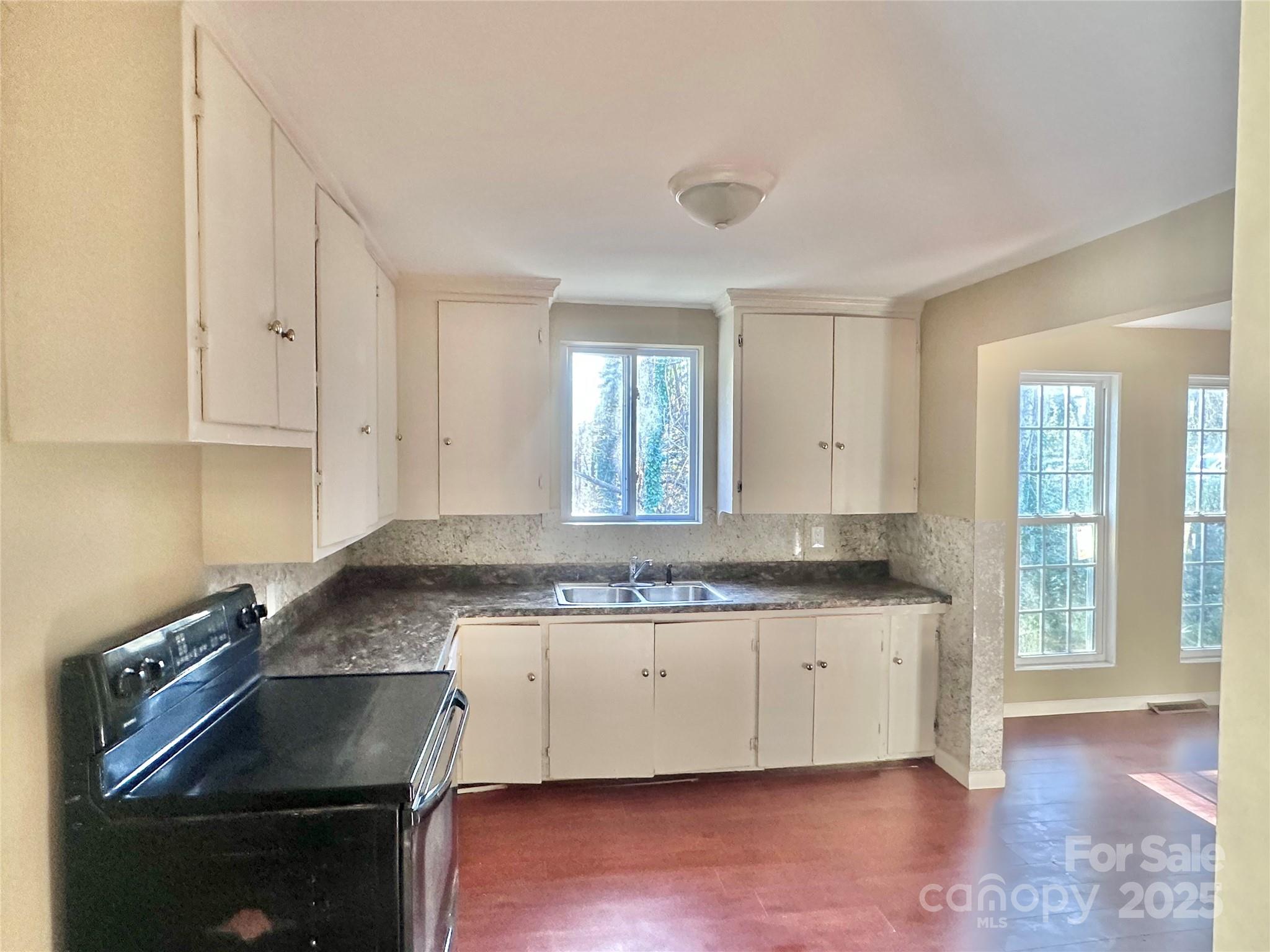 722 Tanglewood Drive