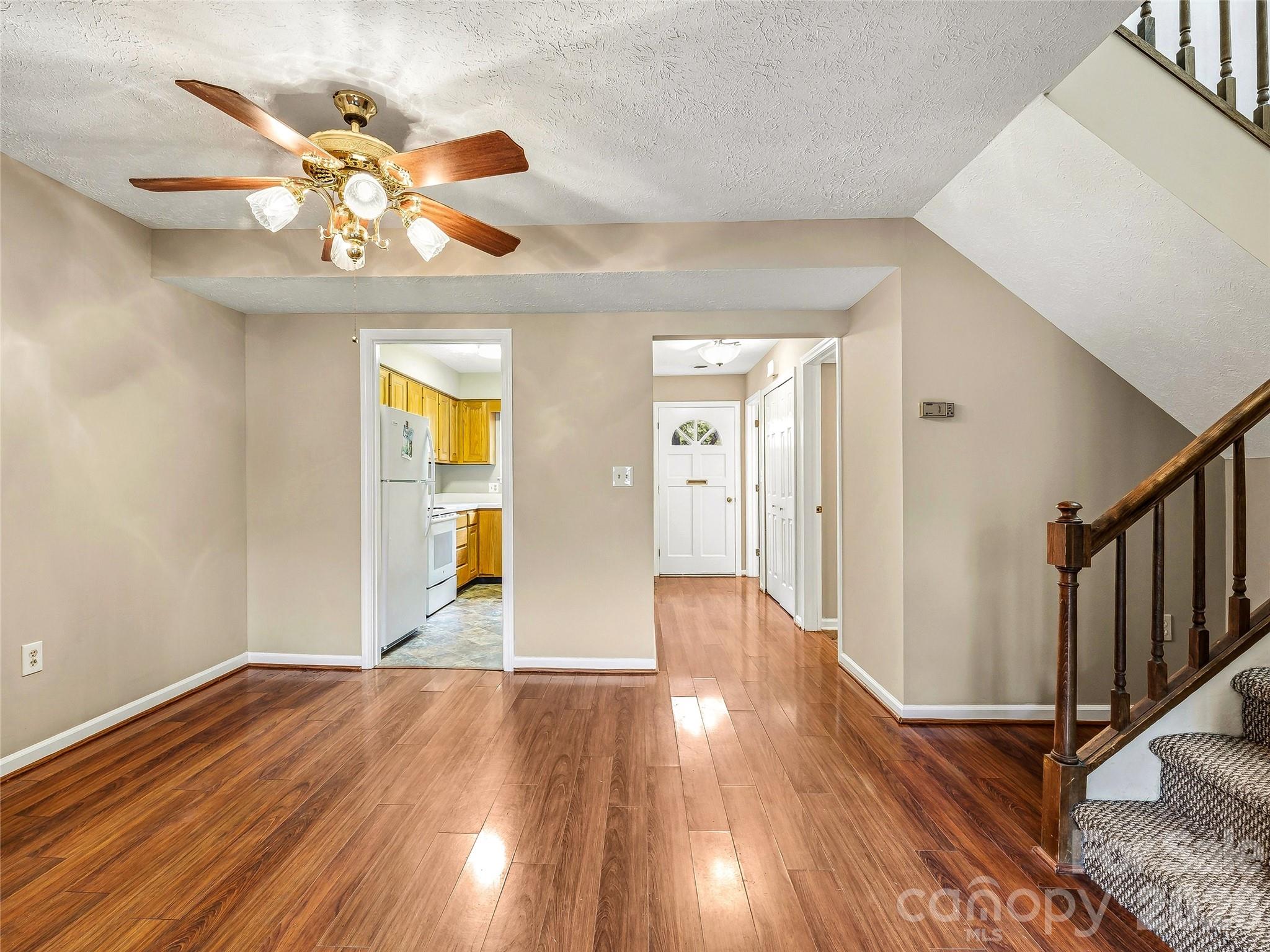 Kensington Court - Residential