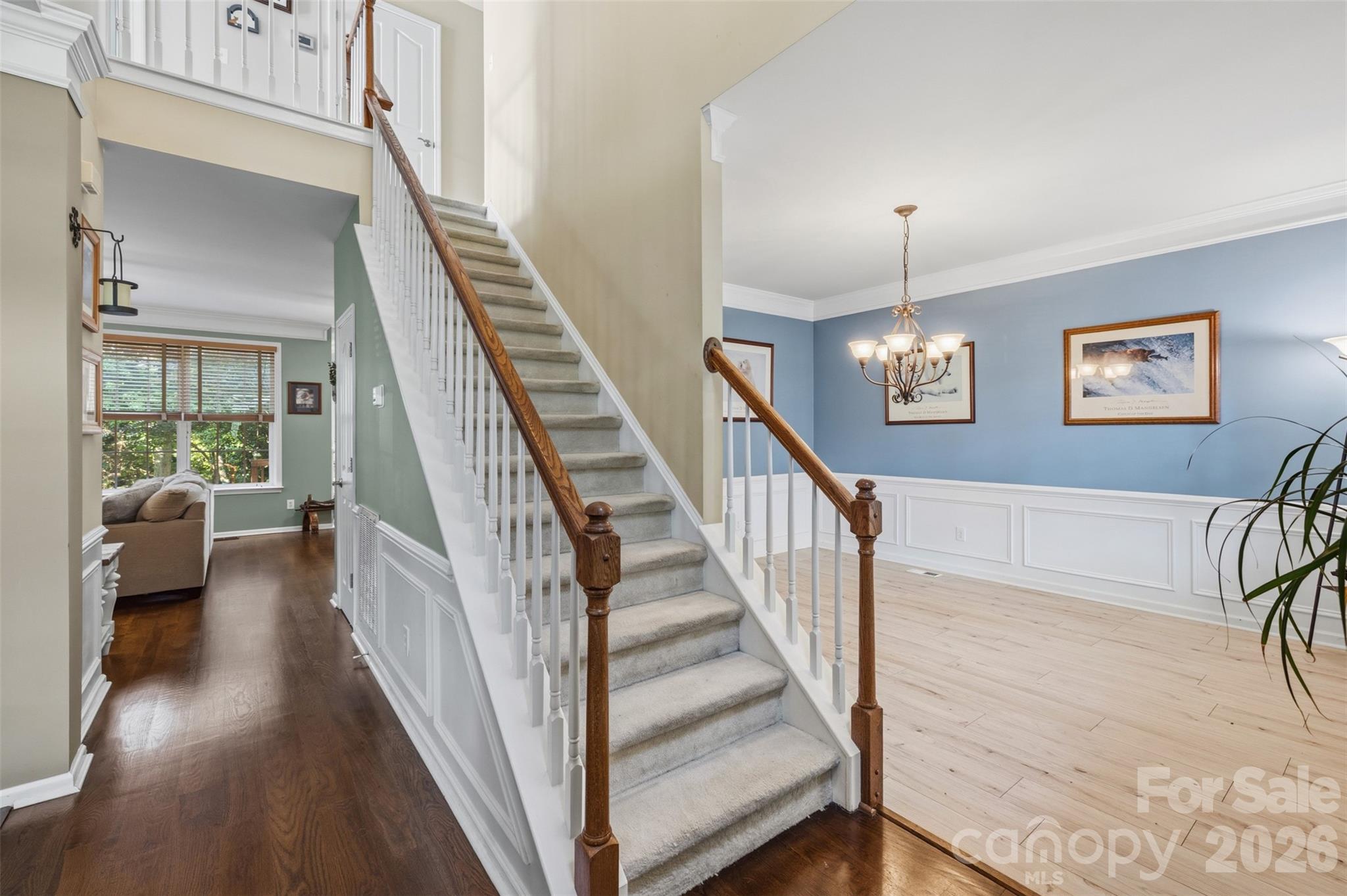 7453 Mountain Ridge Drive
