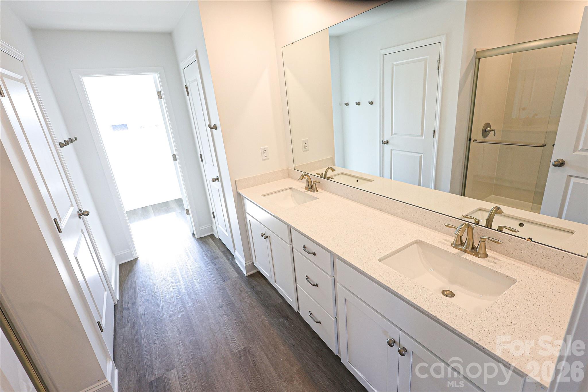 Rivercross - Residential