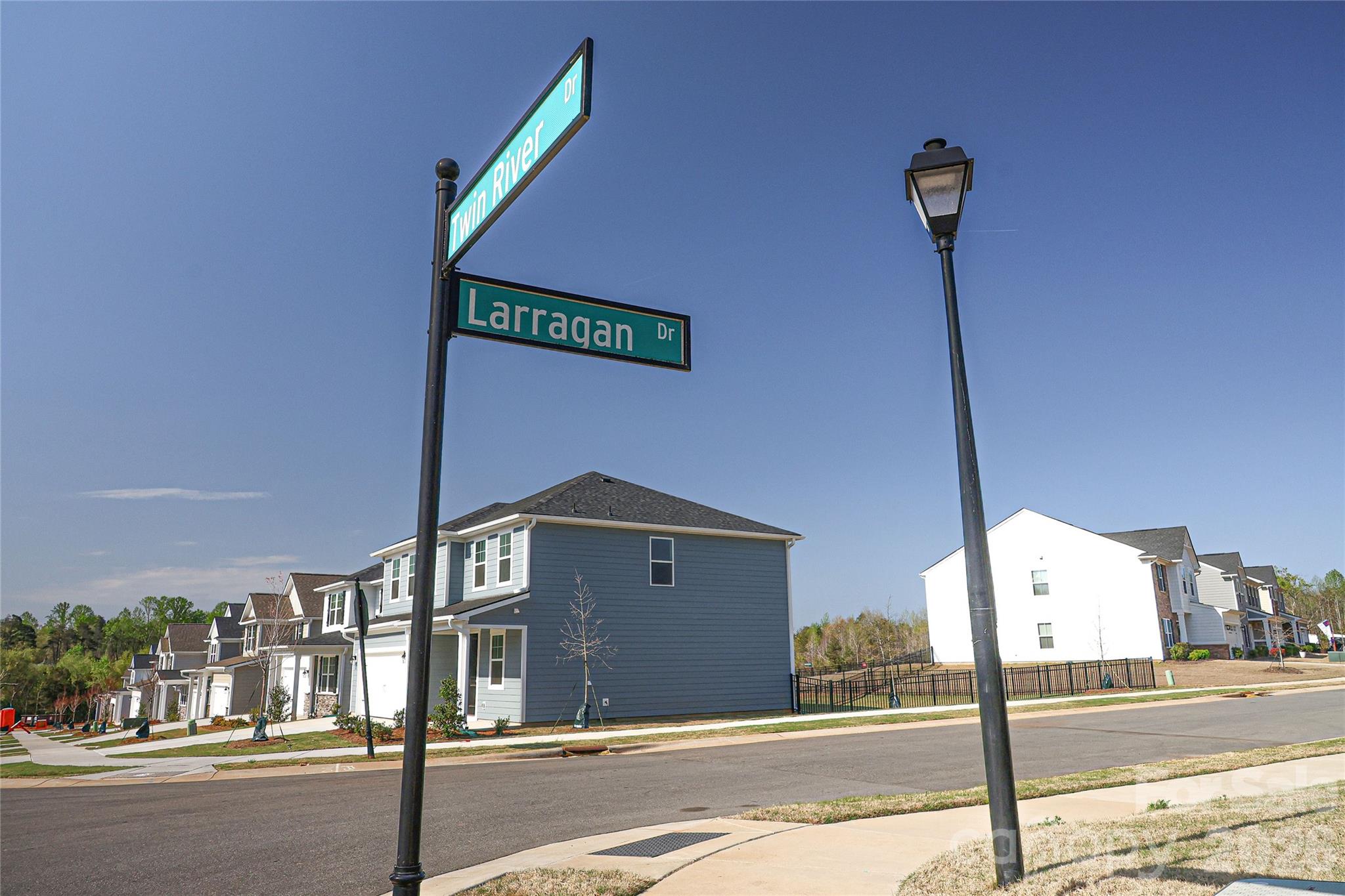 Rivercross - Residential