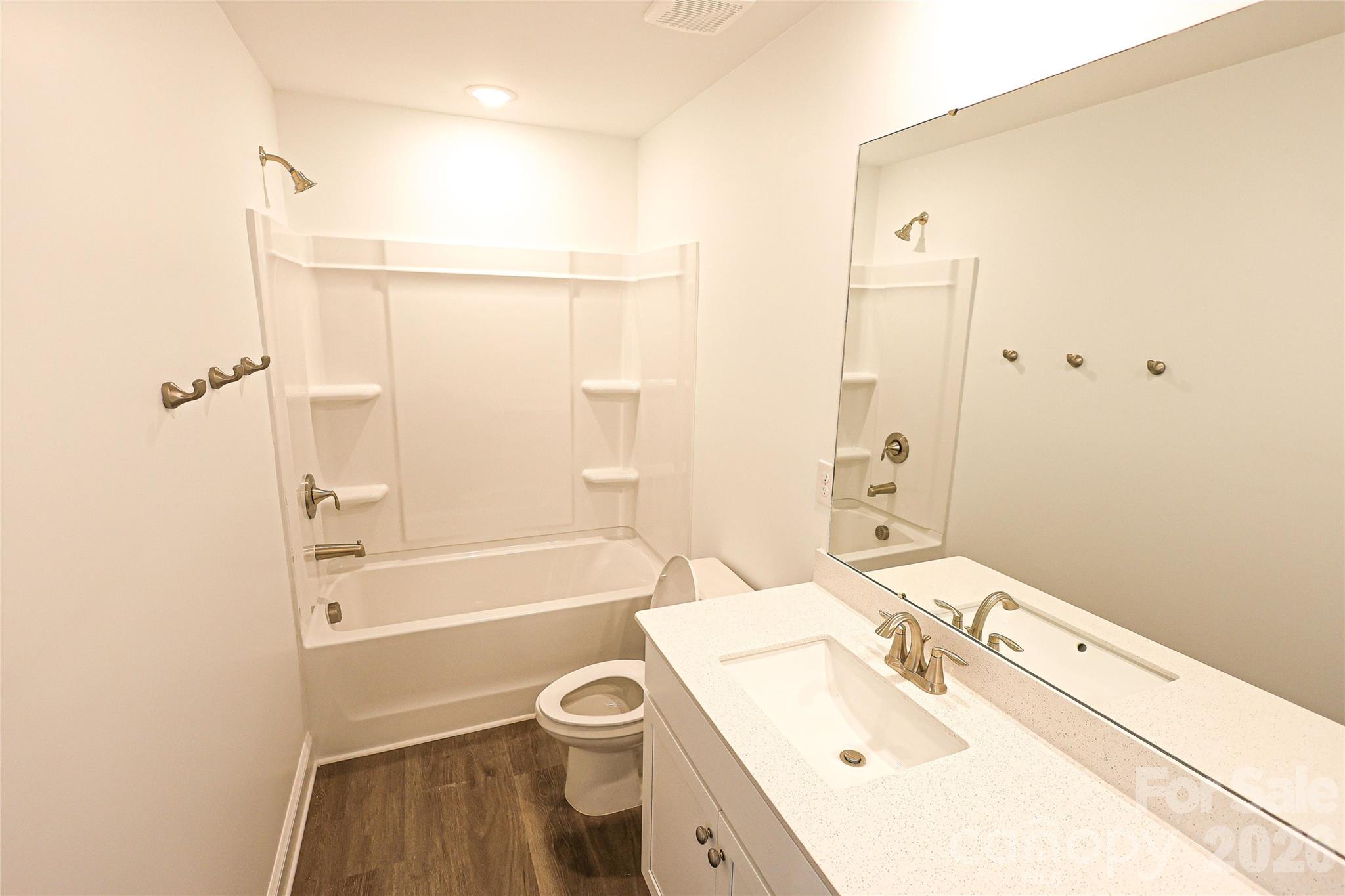 Rivercross - Residential