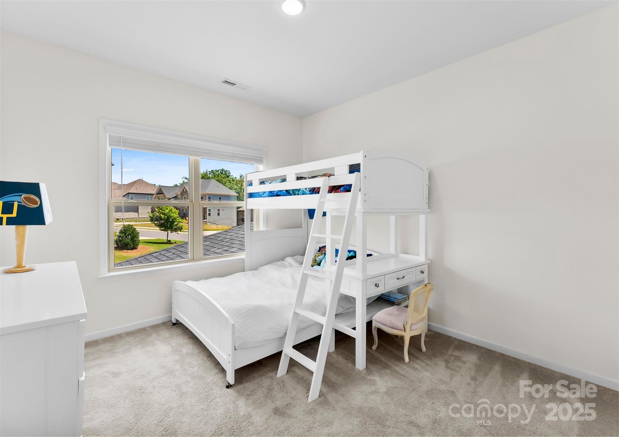 THE RETREAT AT RAYFIELD - Residential