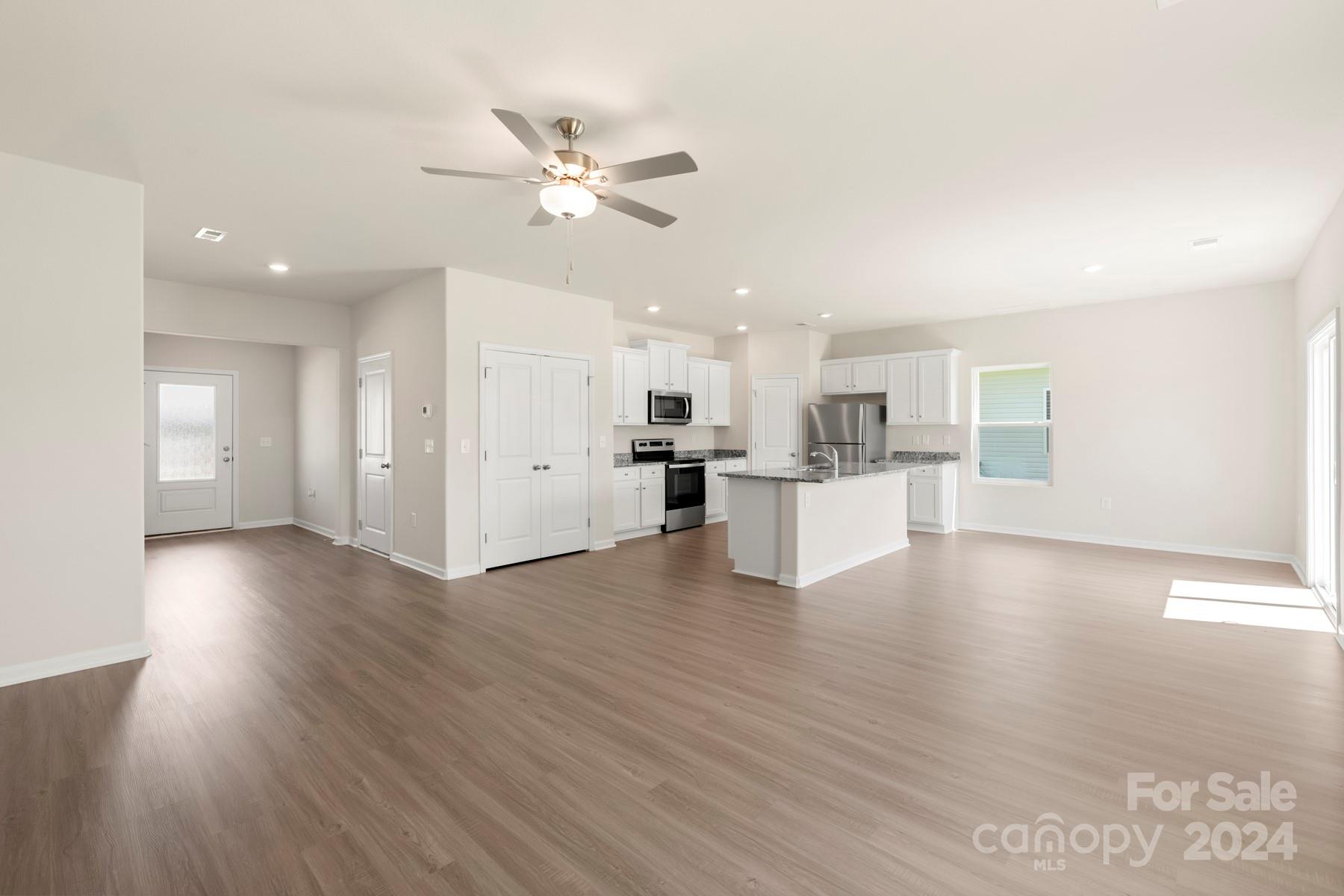 Stagecoach Station - Residential