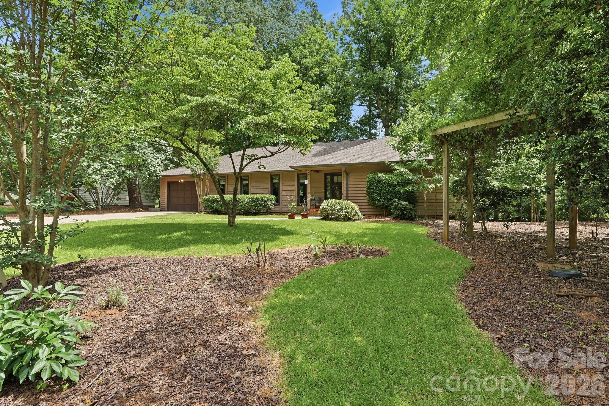 6 Catawba Ridge Court 6