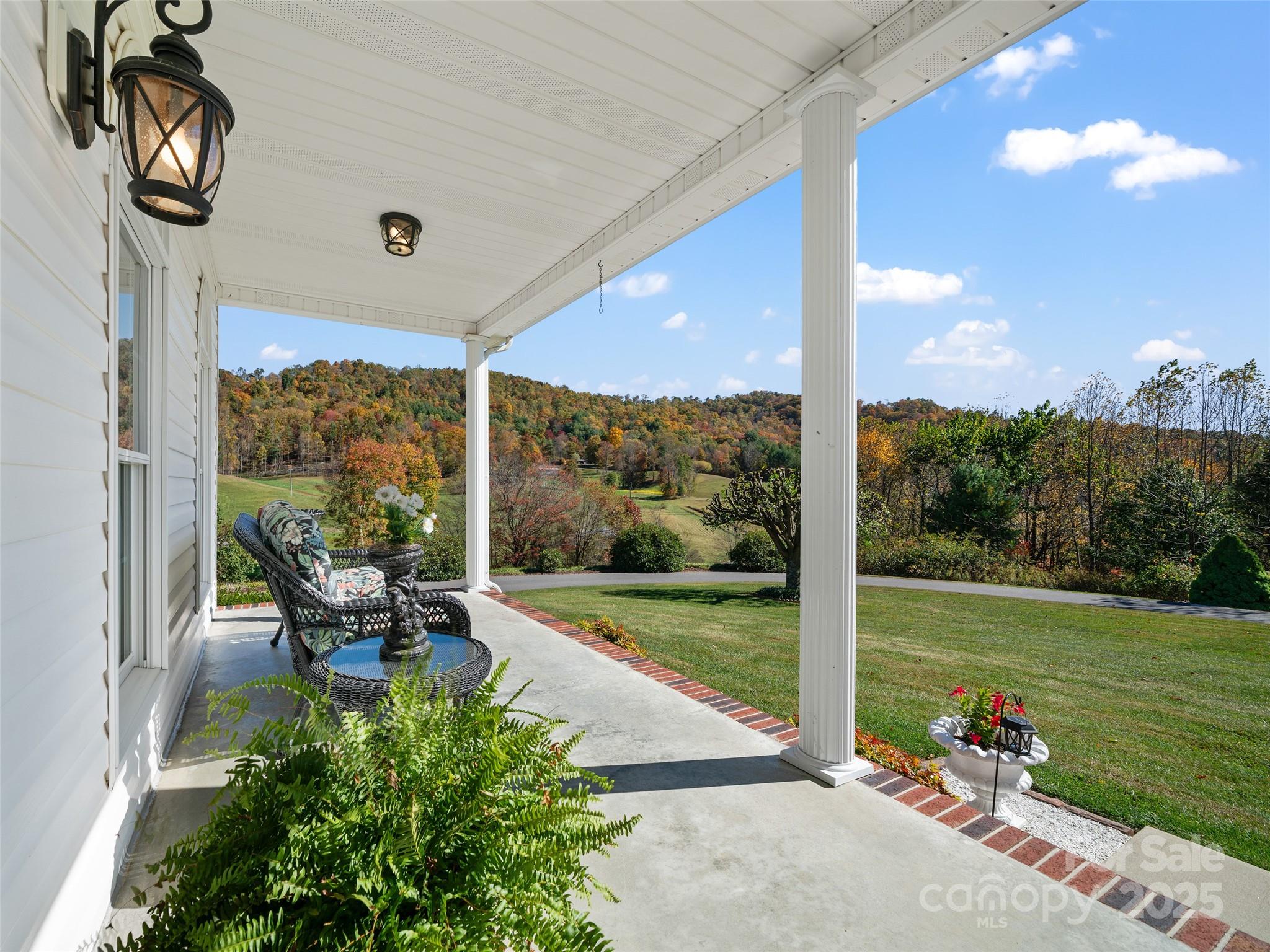 1715 Green Mountain Drive