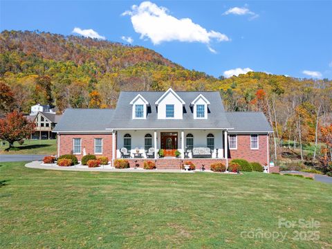 1715 Green Mountain Drive Burnsville NC 28714