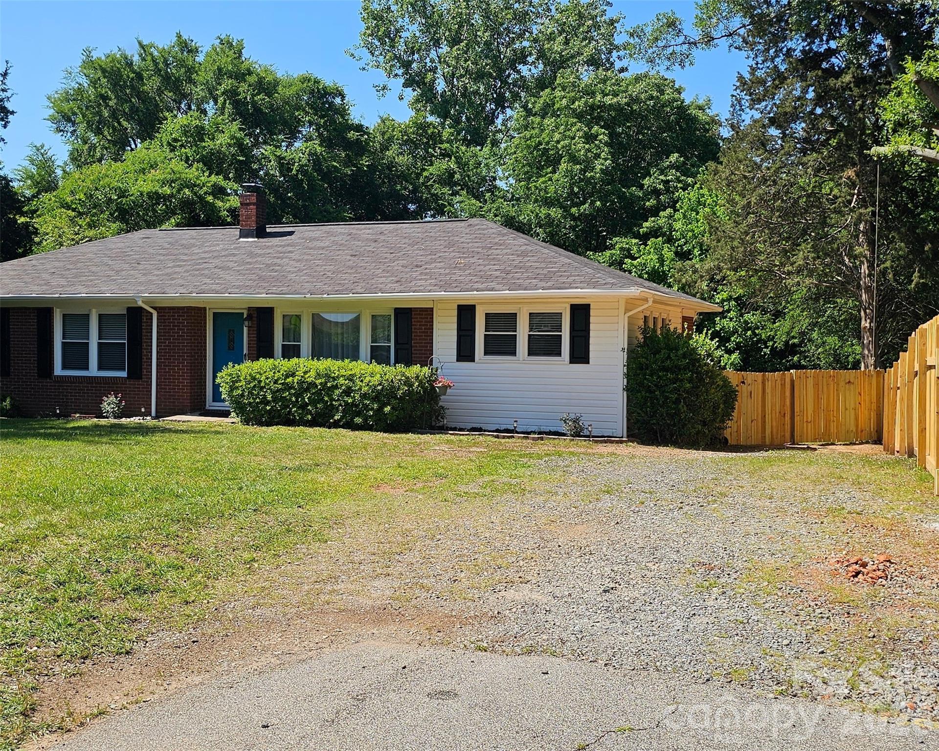 Dutchman Heights - Residential