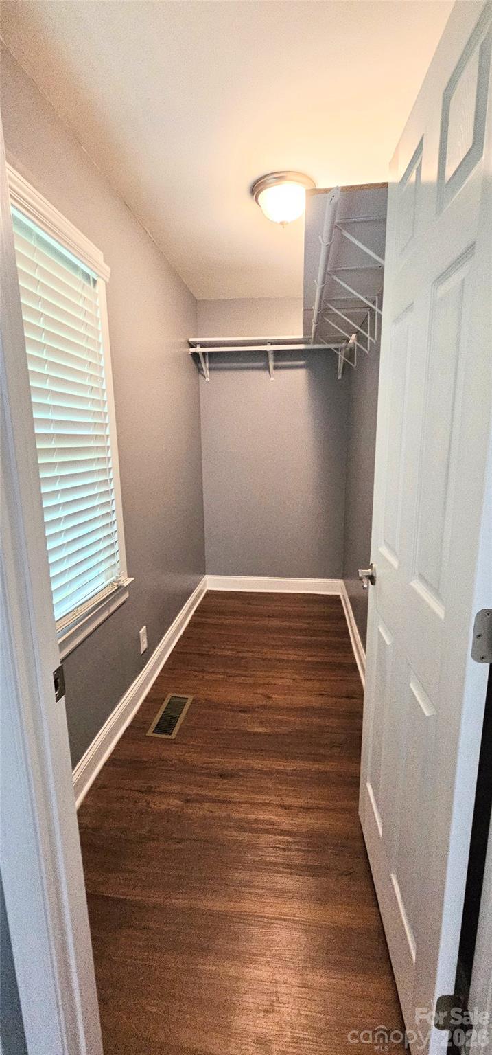 Dutchman Heights - Residential