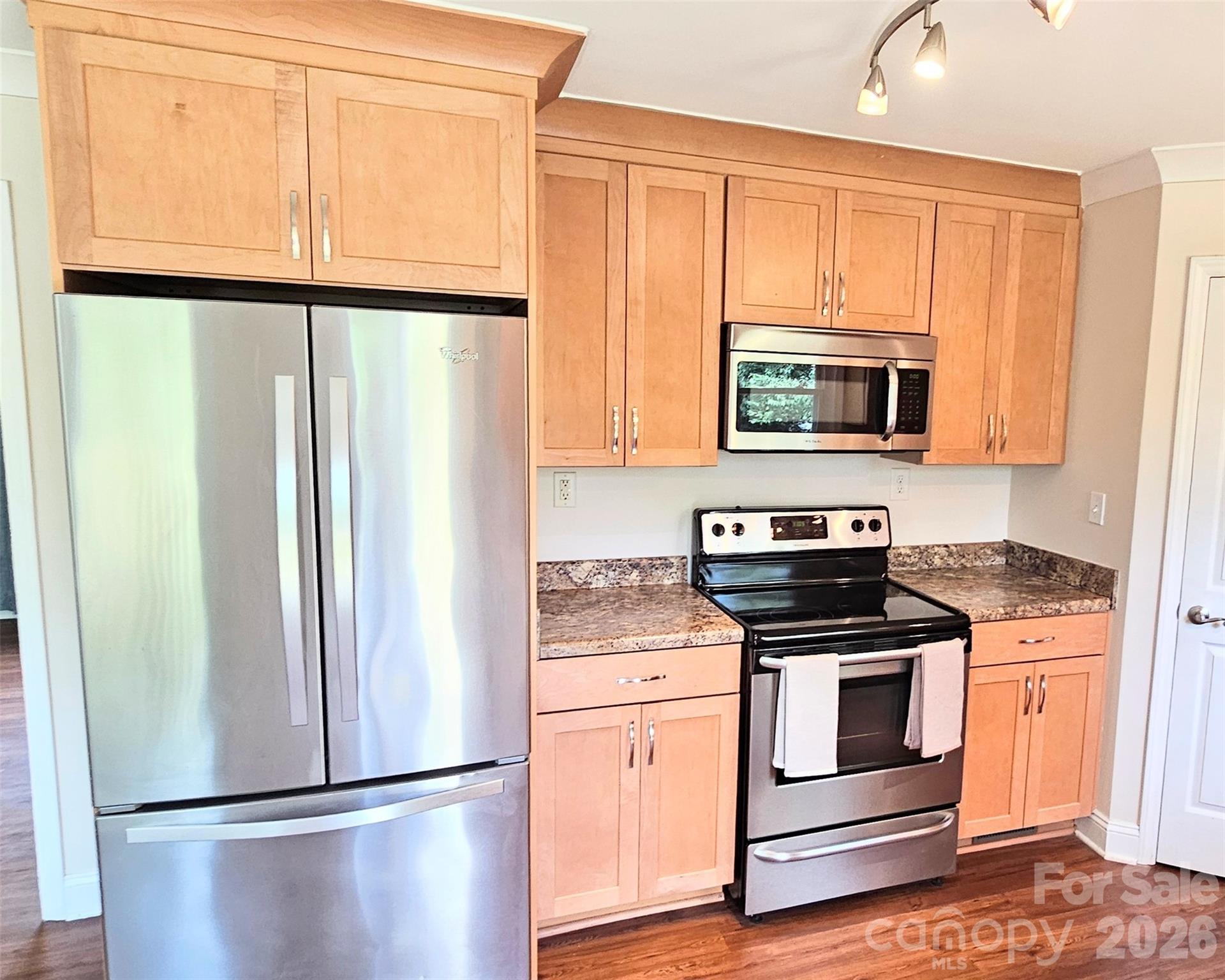 Dutchman Heights - Residential