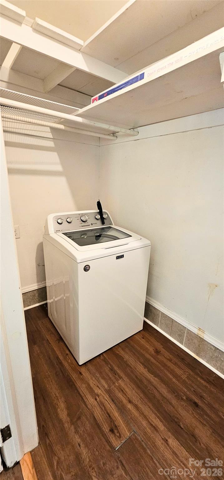 Dutchman Heights - Residential