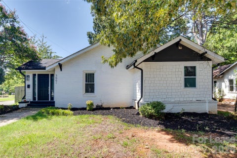 Photo of 3001 Tuckaseegee Road, Charlotte, NC 28208 (MLS # 4433384)