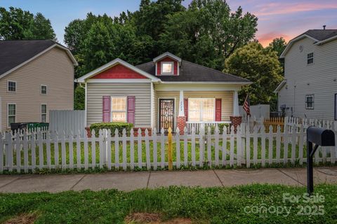 2723 Craddock Avenue Charlotte NC 28208