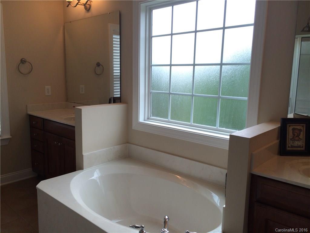 Mill Creek Falls - Residential Lease