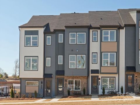 5032 Beirut Drive Charlotte NC 28217