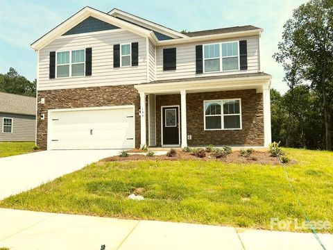 Photo of 132 Scotsway Court, Troutman, NC 28166 (MLS # 4384704)