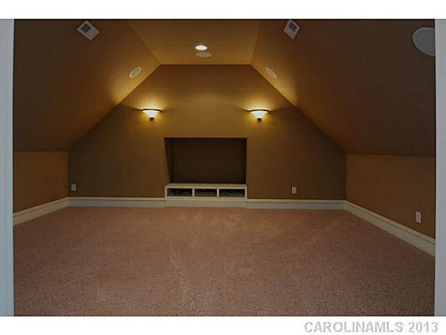 Falls Cove - Residential