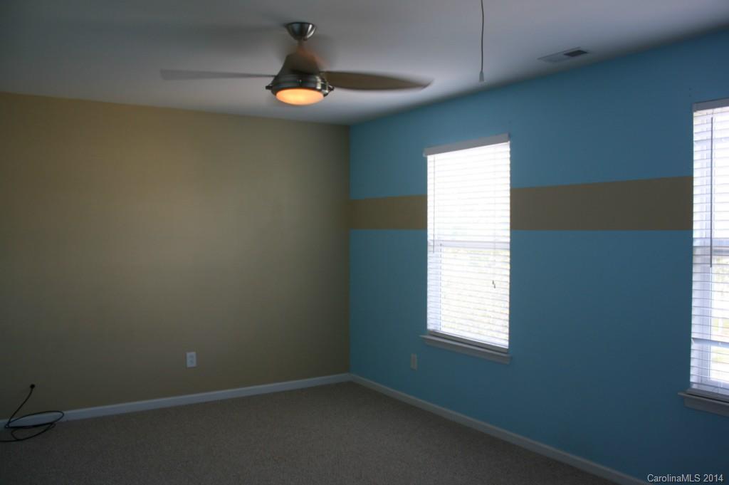 Sandy Pointe - Residential