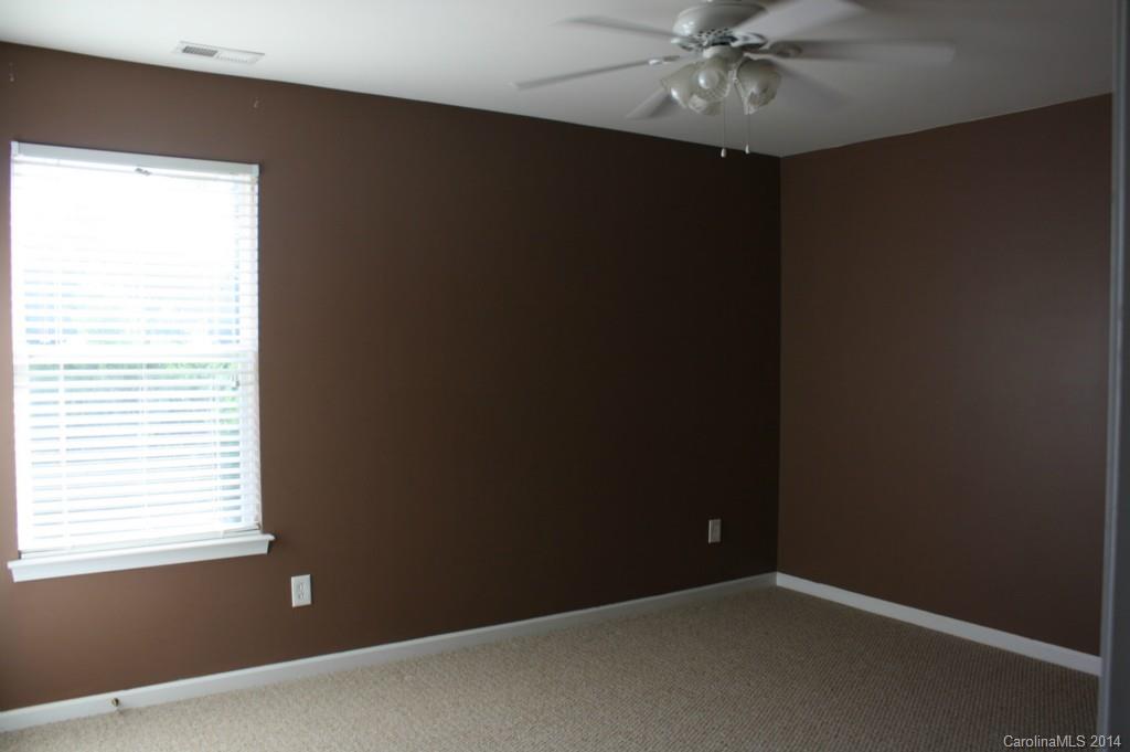 Sandy Pointe - Residential