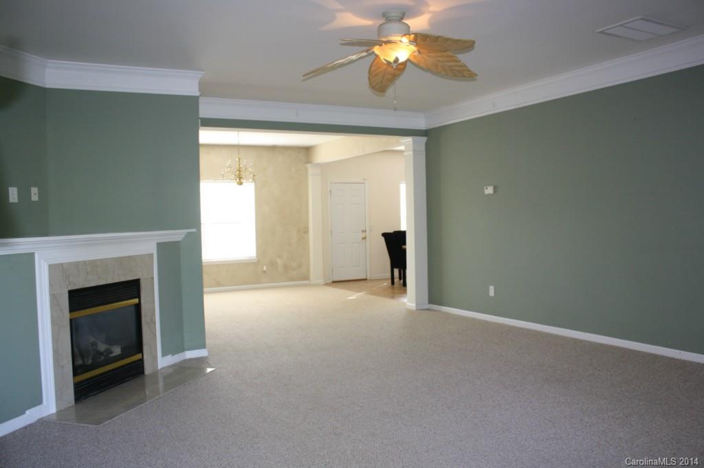 Sandy Pointe - Residential