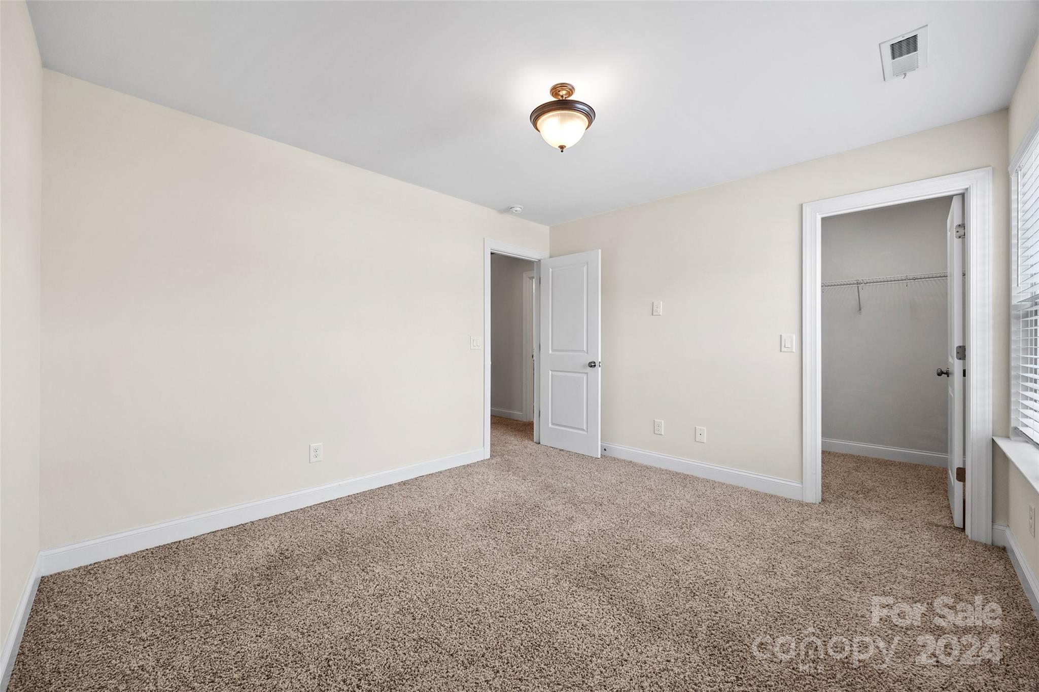 Oakland Pointe - Residential