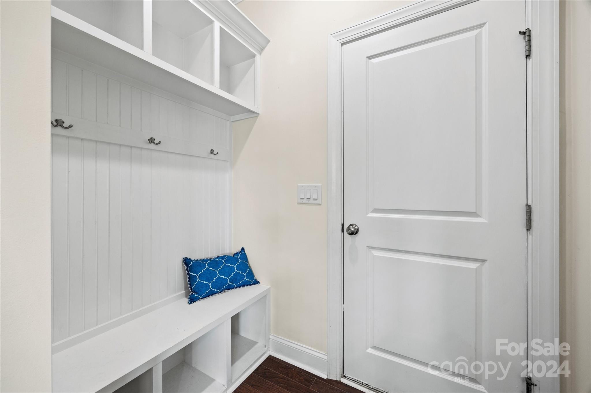 Oakland Pointe - Residential