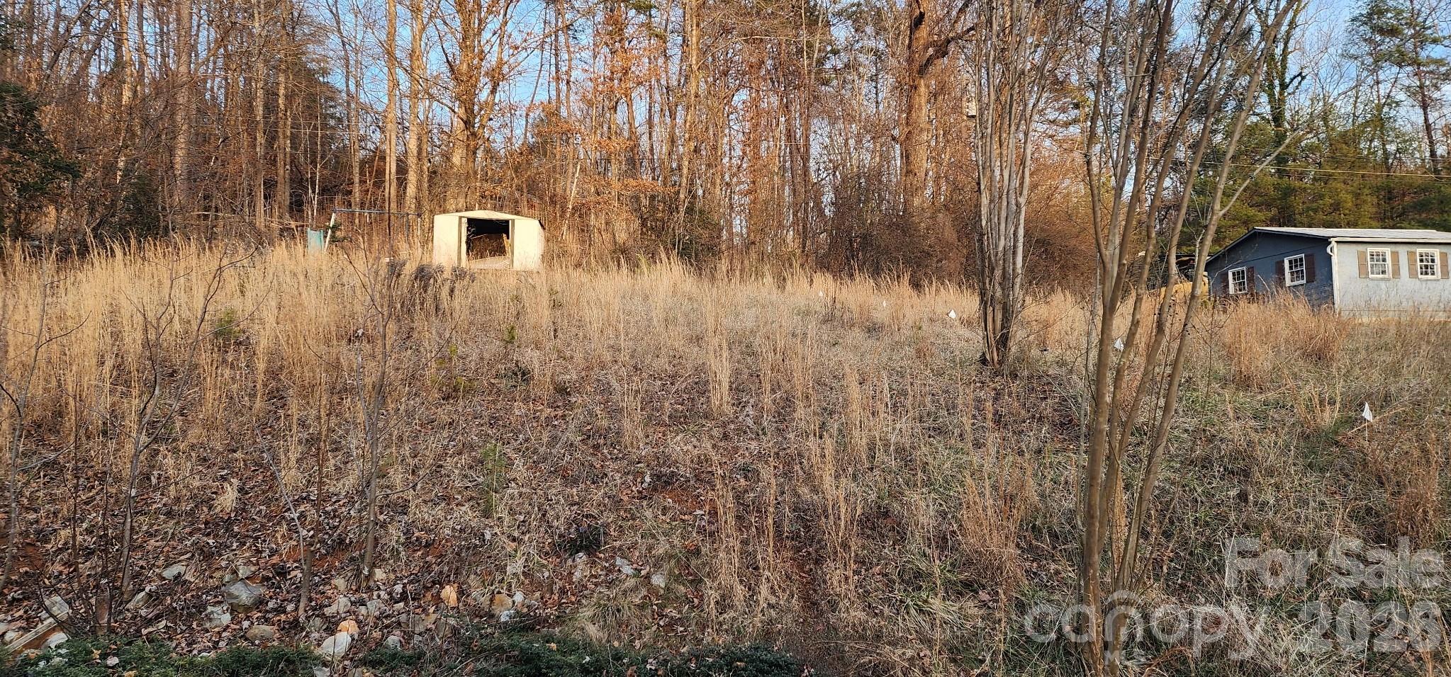 1142 Hidden View Loop