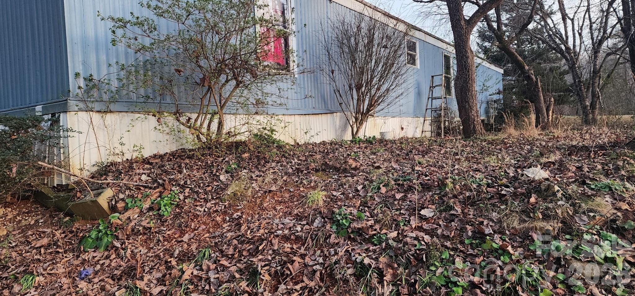 1142 Hidden View Loop