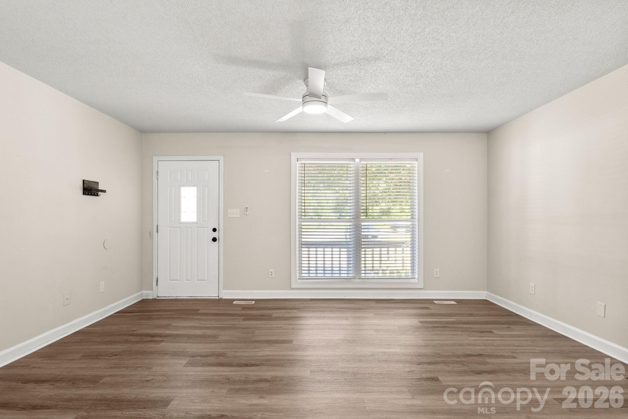1502 E Main Street