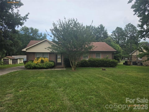Photo of 8402 Hemby Wood Drive, Indian Trail, NC 28079 (MLS # 4393932)