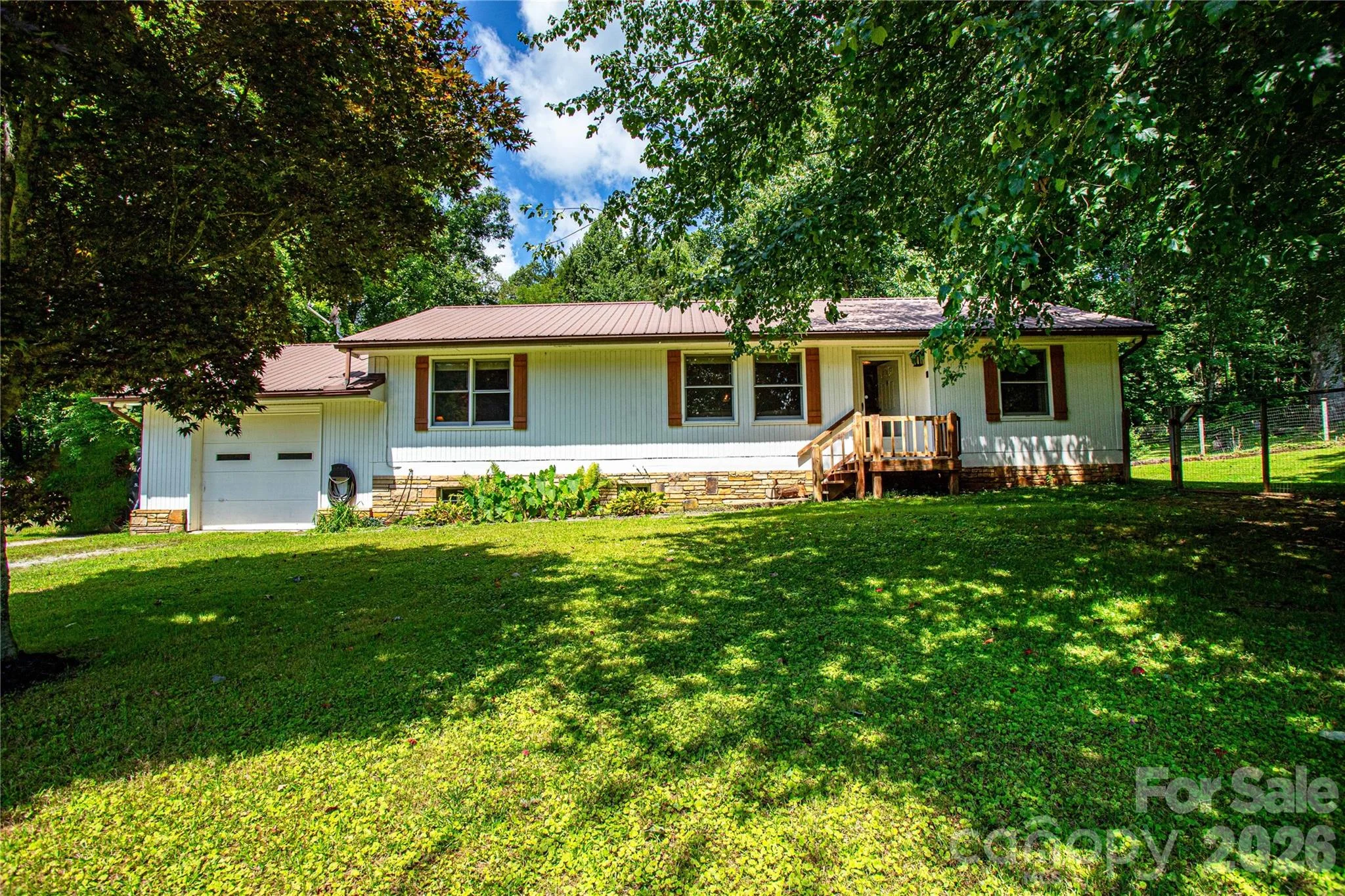 570 Flat Creek Valley Road, Lake Toxaway, NC, 28747