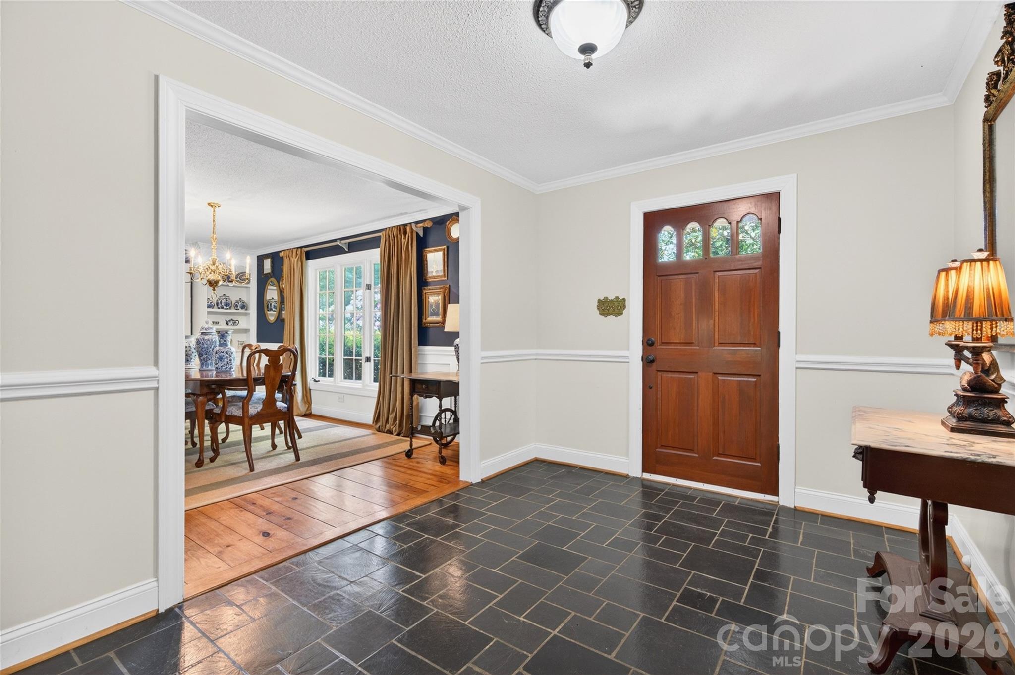 537 Saint Cloud Drive