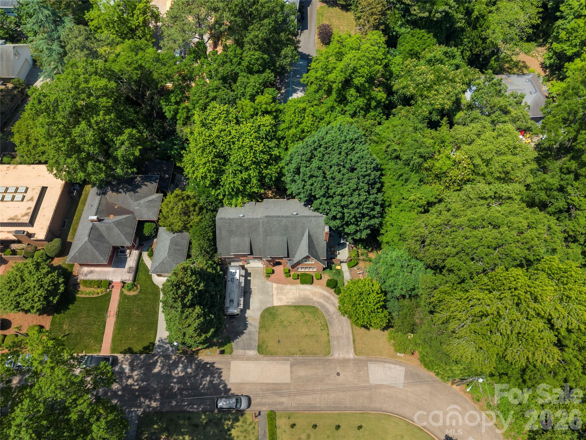 270 Sunset Drive SE