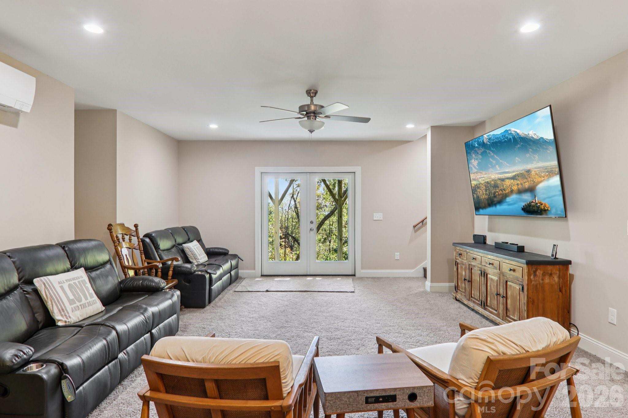 Nubbins Nob - Residential