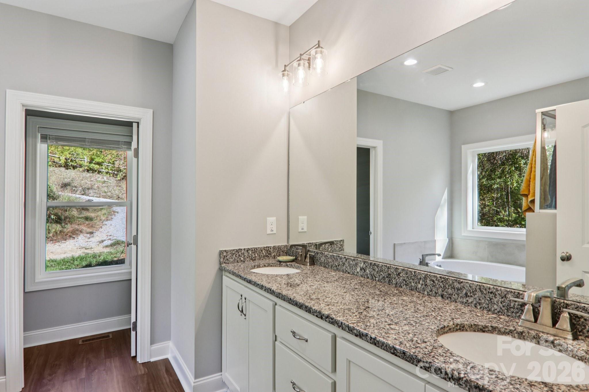 Nubbins Nob - Residential