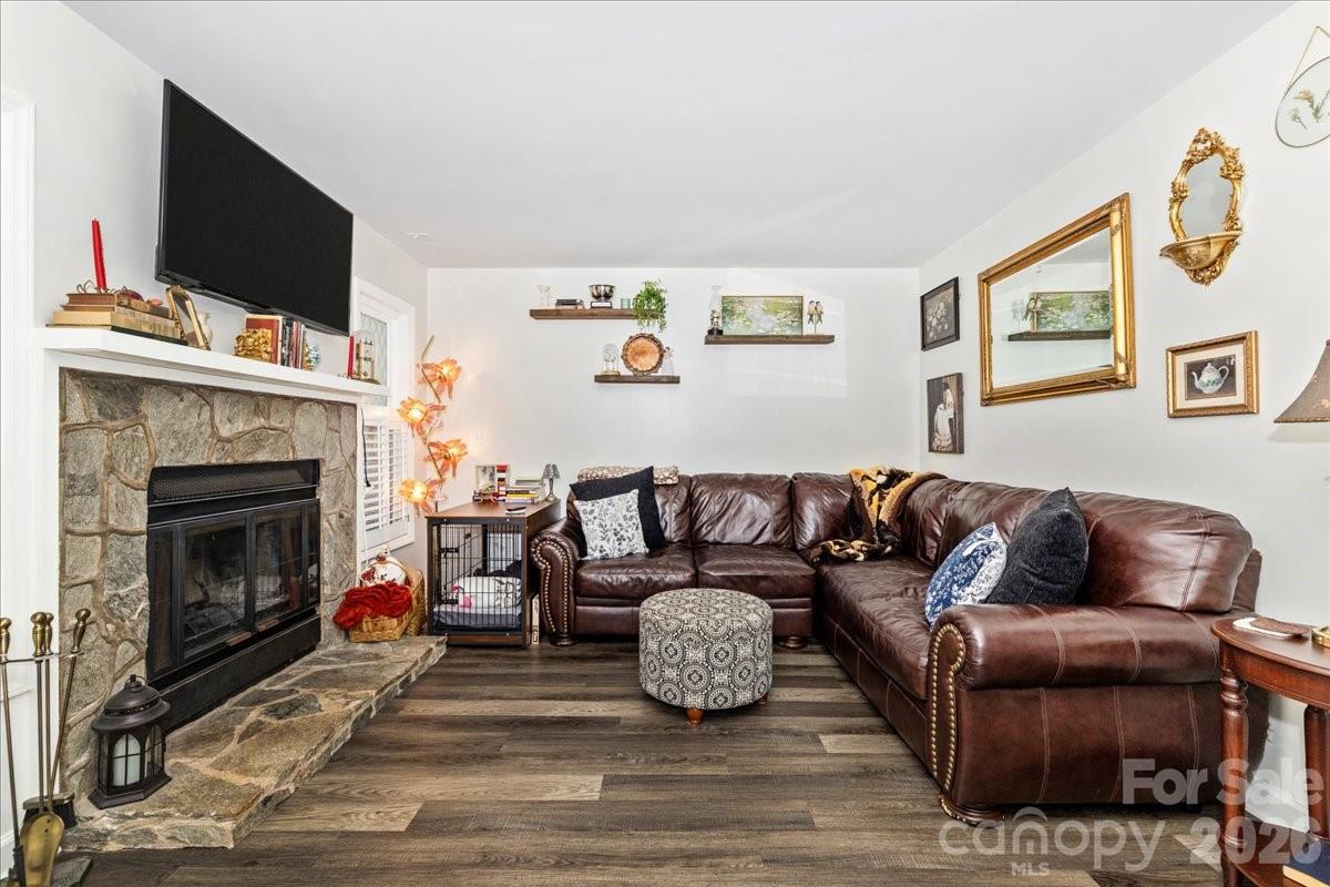 Dogwood Hills - Residential