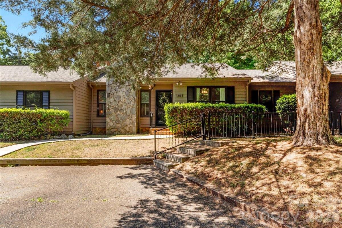 Dogwood Hills - Residential