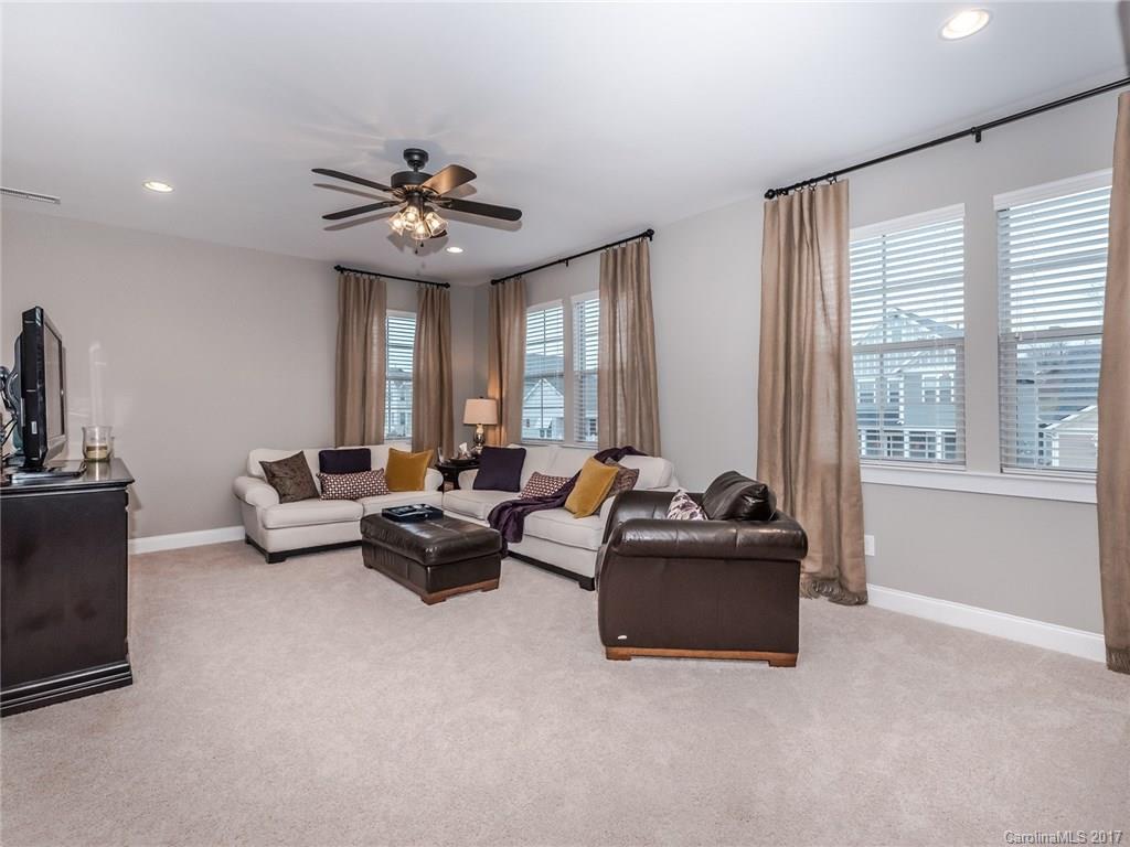 Riverwalk - Residential