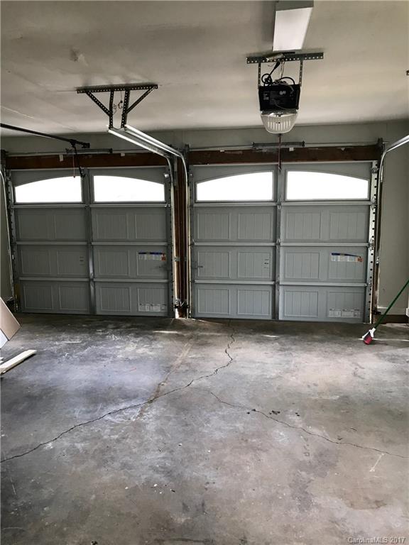 Olde Whitehall - Residential