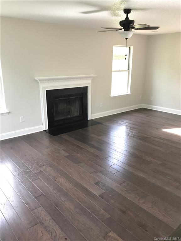 Olde Whitehall - Residential