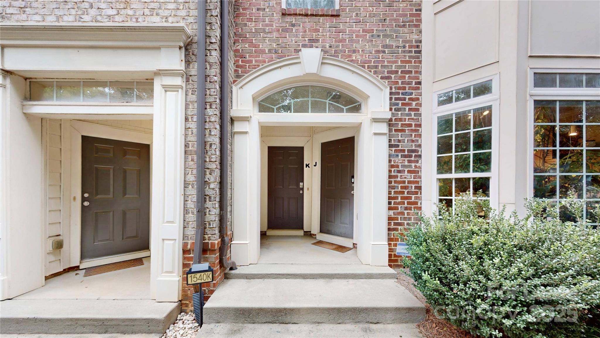 South End - Residential Lease