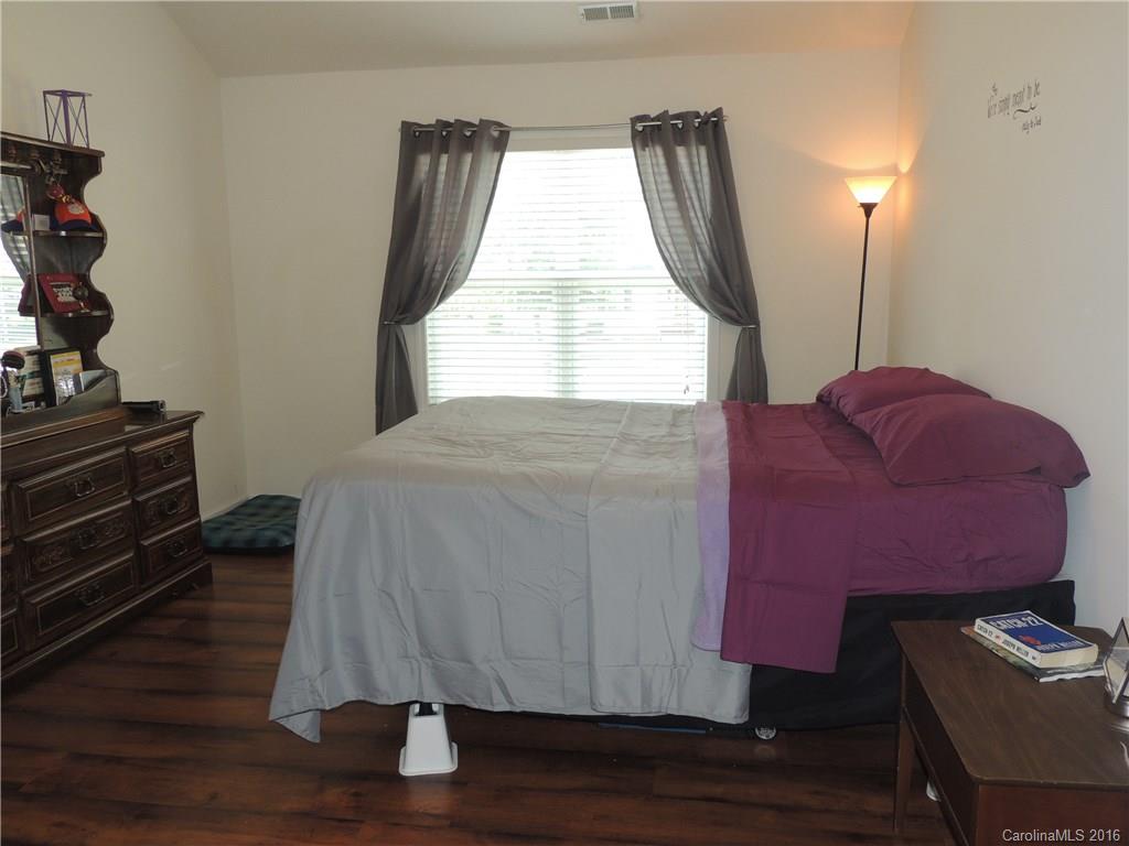 Lakeside - Residential