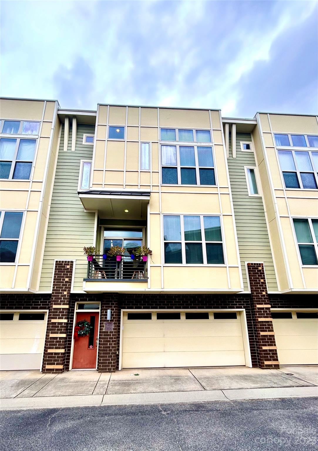 Steel Gardens - Residential