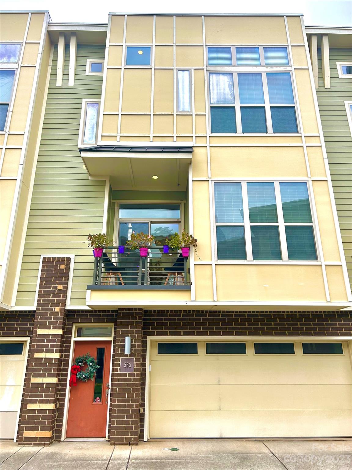 Steel Gardens - Residential