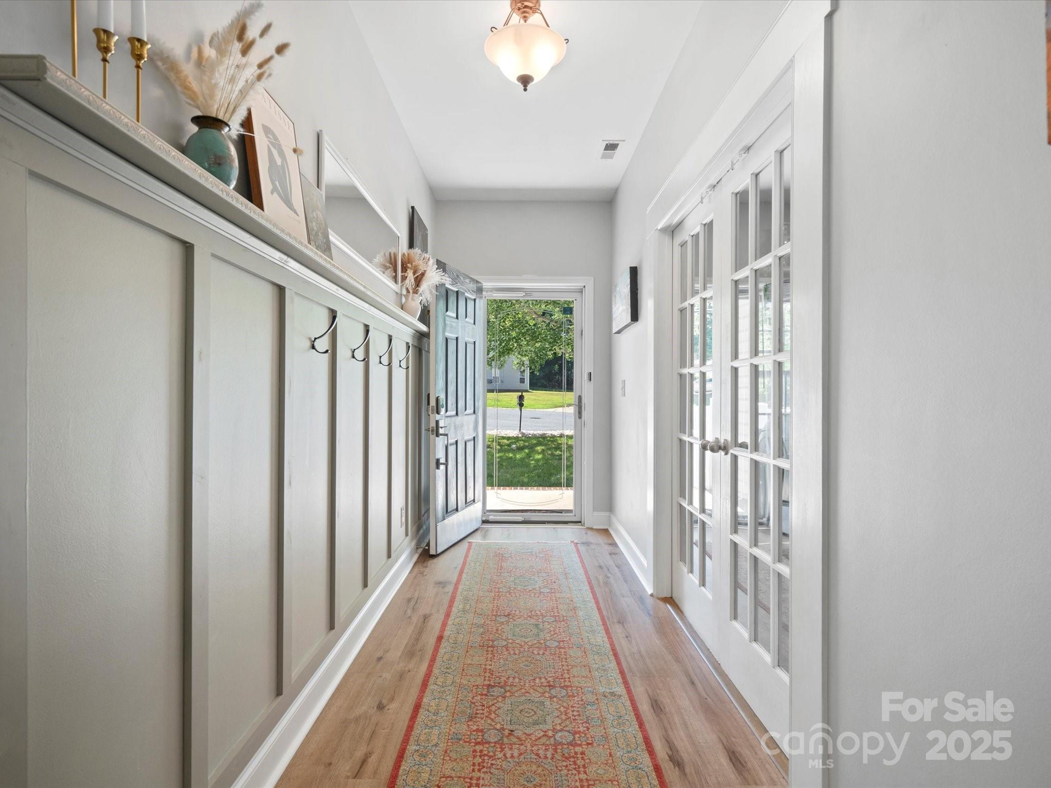 3432 Bruce Ridge